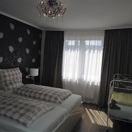 Ein Zuhause Auf Zeit Apartmán